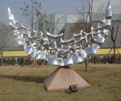 湖北武汉抽象不锈钢现代雕塑-贵州创意不锈钢雕塑-镂空造型定制艺术品